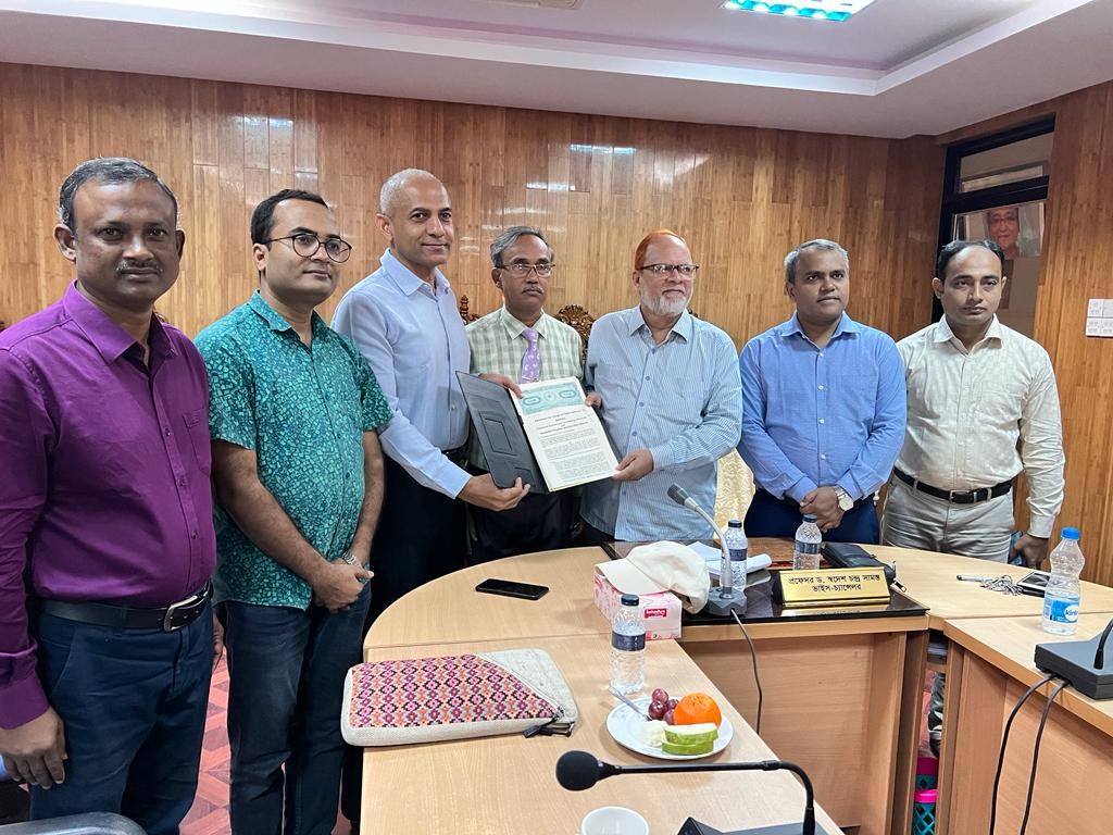 BdREN and Patuakhali University of Science and Technology (PSTU) sign agreement for “Campus Network Maintenance” and “IP Transit Services”